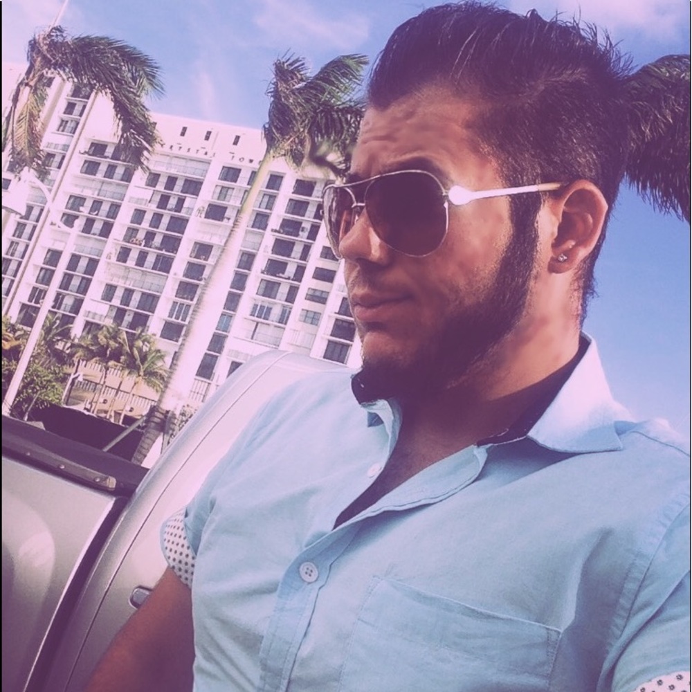 Meet your Posher, Justin